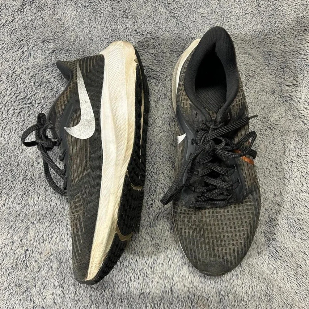 Nike Downshifter 8 Black Running Shoes Women's Size 7.5